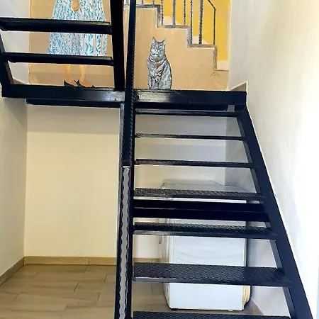 Goloritze Apartman *